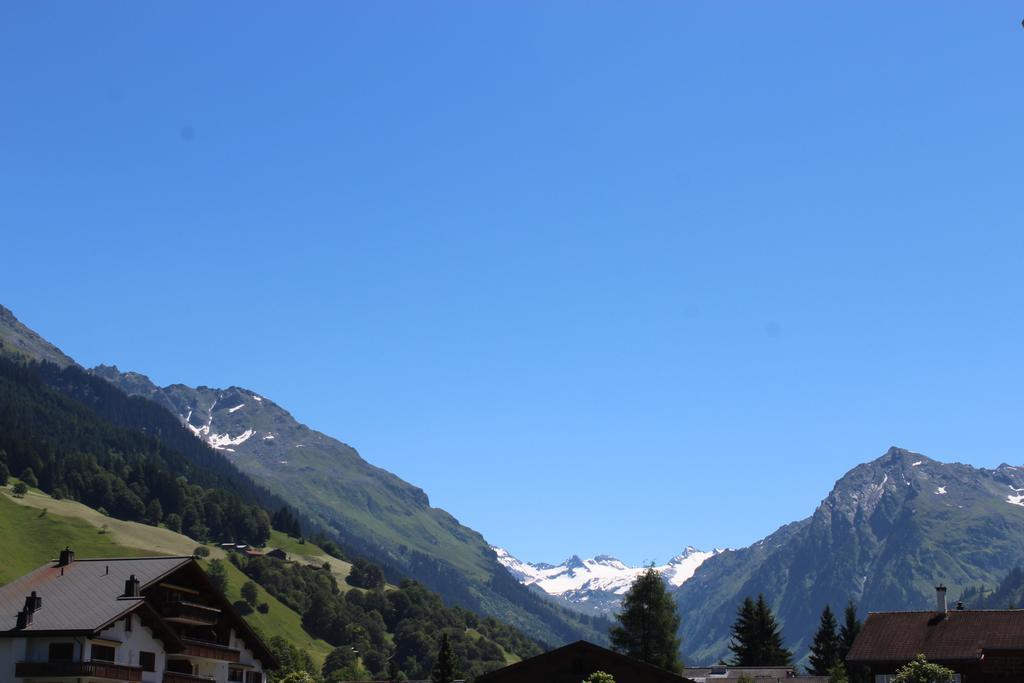 Appartement Hus Pravis à Klosters-Serneus Extérieur photo